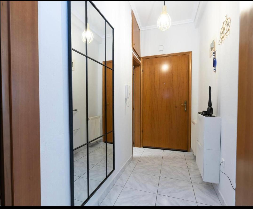 Χαλαρωτική Φωλιά Με Υδρομασάζ Appartement Thessaloniki Buitenkant foto